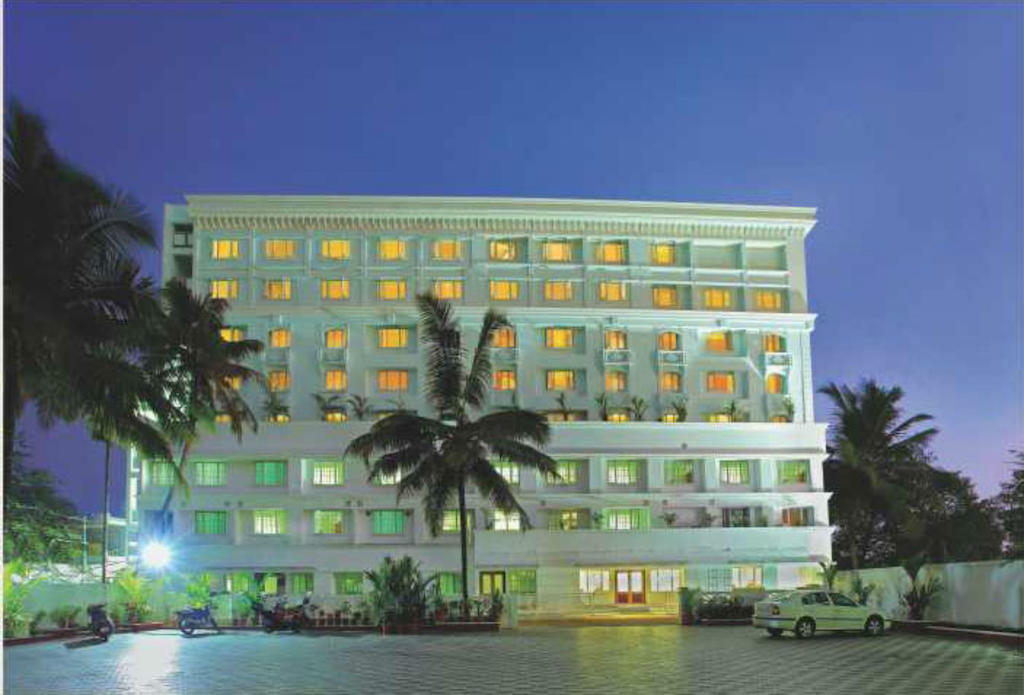 Hotel Airlink Castle Nedumbassery Exterior foto